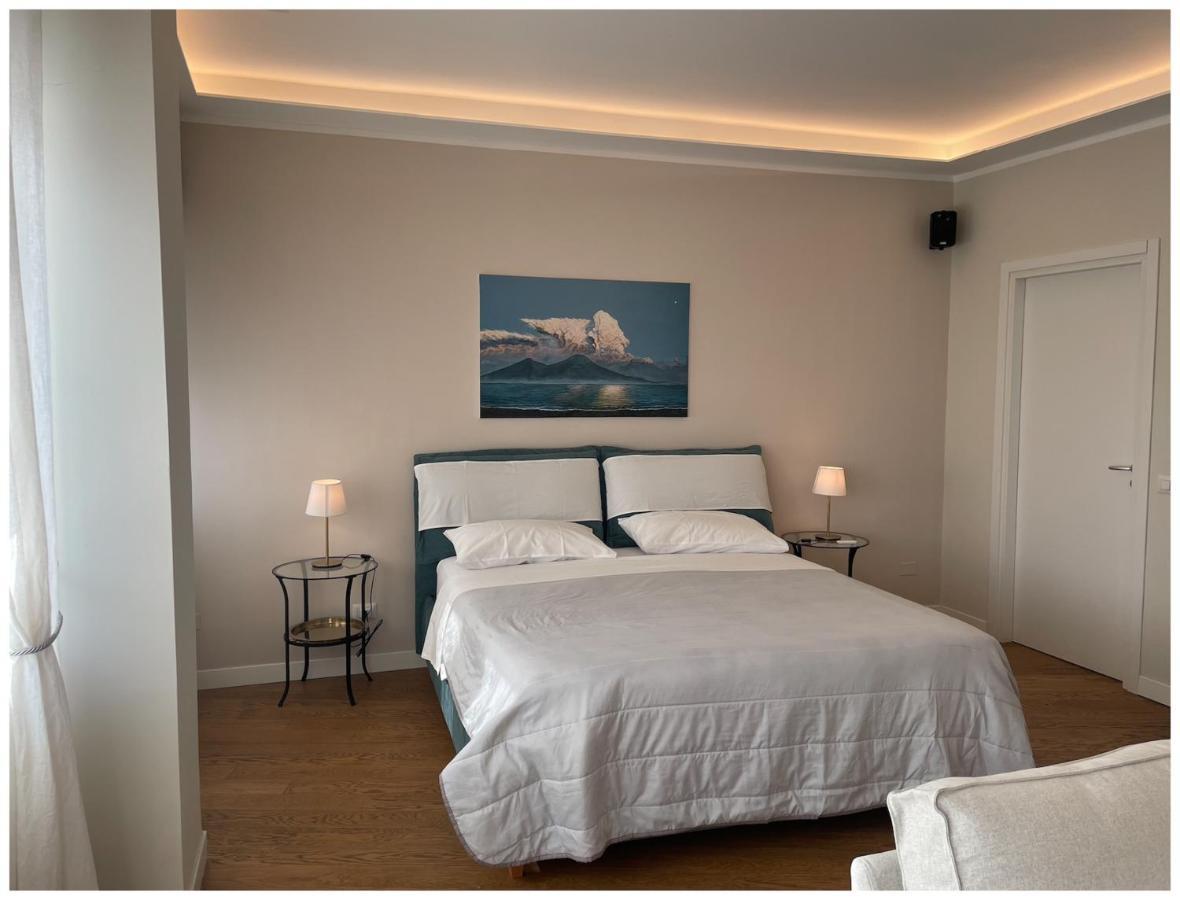 Aurelia'S Suite Napoli Zewnętrze zdjęcie